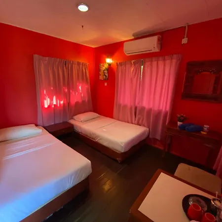 Nazri'S Place 2 Kampong Ayer Batang Room photo